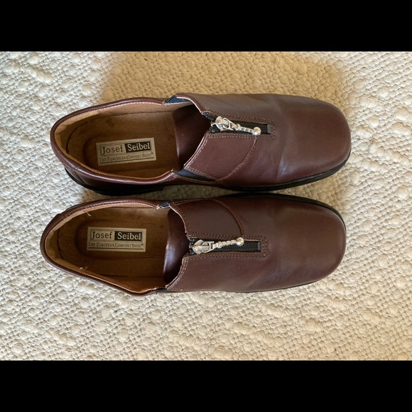 Josef Seibel Brown Leather Slip-on Zipper front Women’s Size 40 - Picture 12 of 12